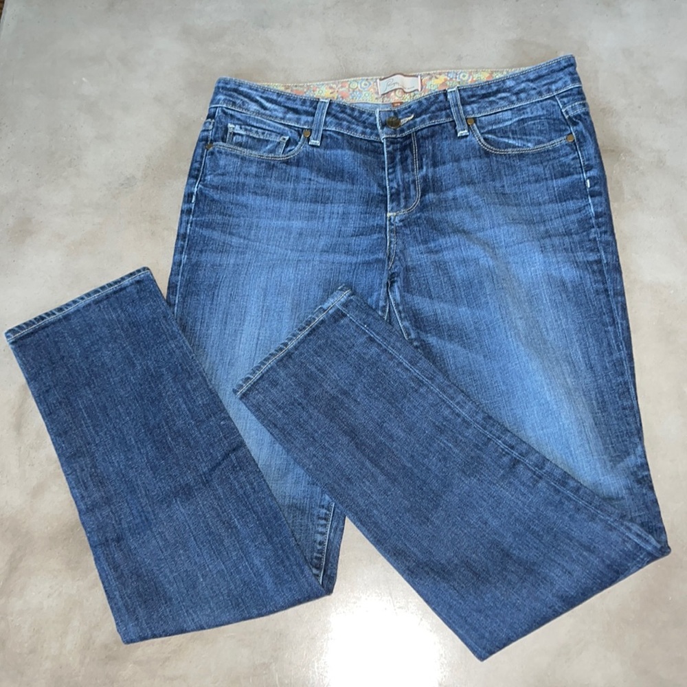 Mid-Rise Skinny jean in MINT condition